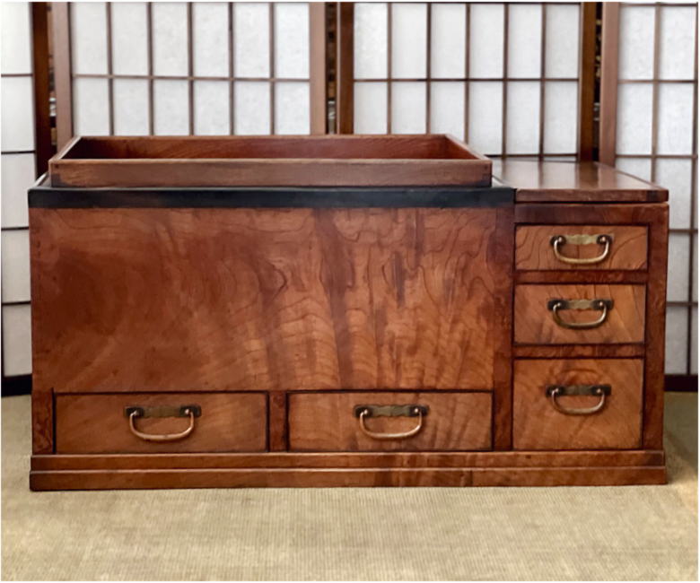 長火鉢 ケヤキ材 火箸・猫板付き