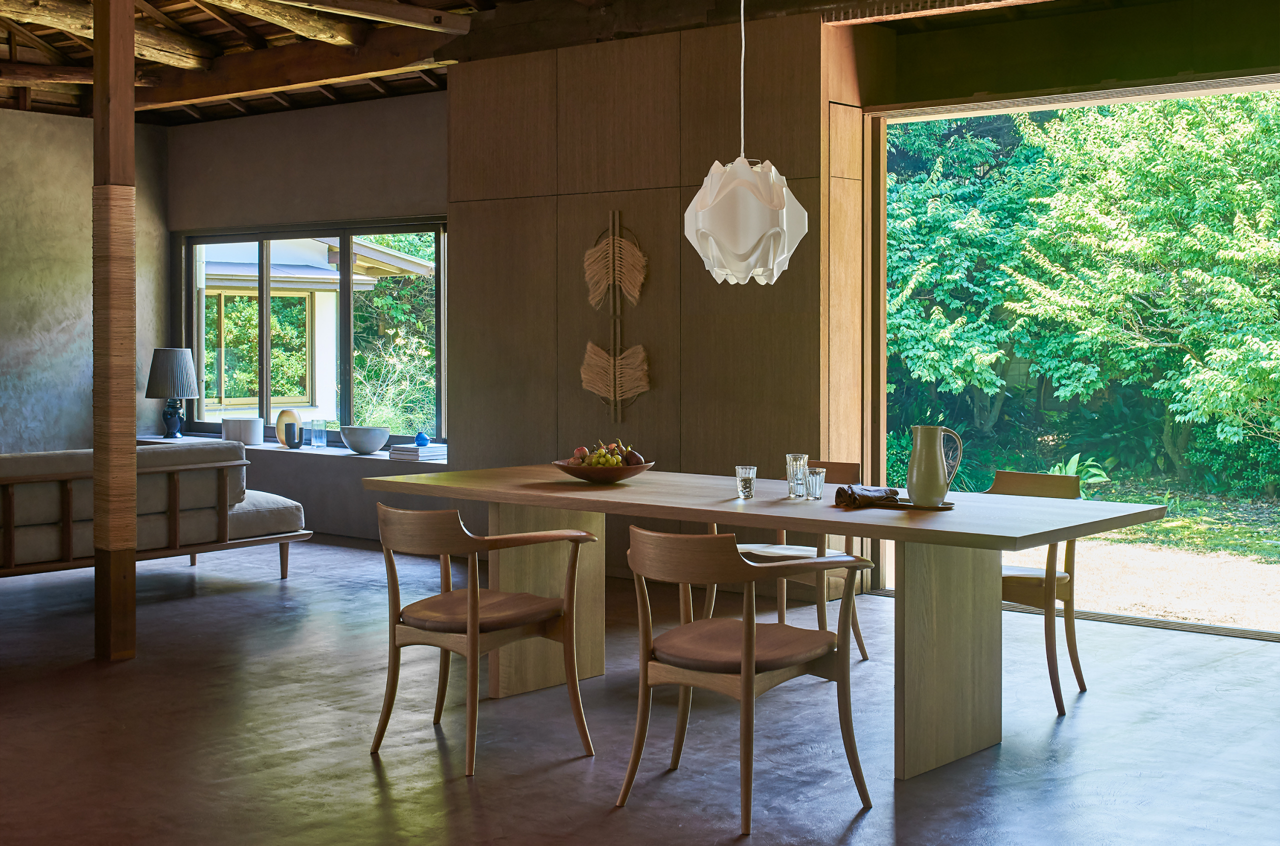 飛騨産業 キツツキ 穂高 木製キャビネット ガラス扉付き USED 数日のみ