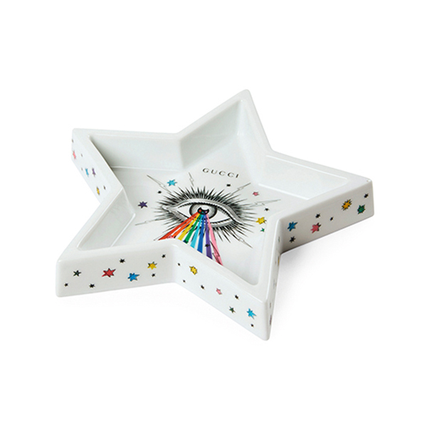 アンティークな雰囲気まとうGUCCI新作インテリアコレクション発売