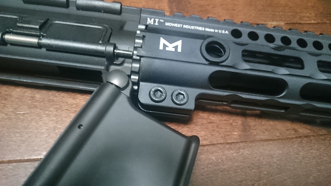 M4A1 MWSのハンドガードをMIDWEST M-LOKに交換 | Hiroaki's blog