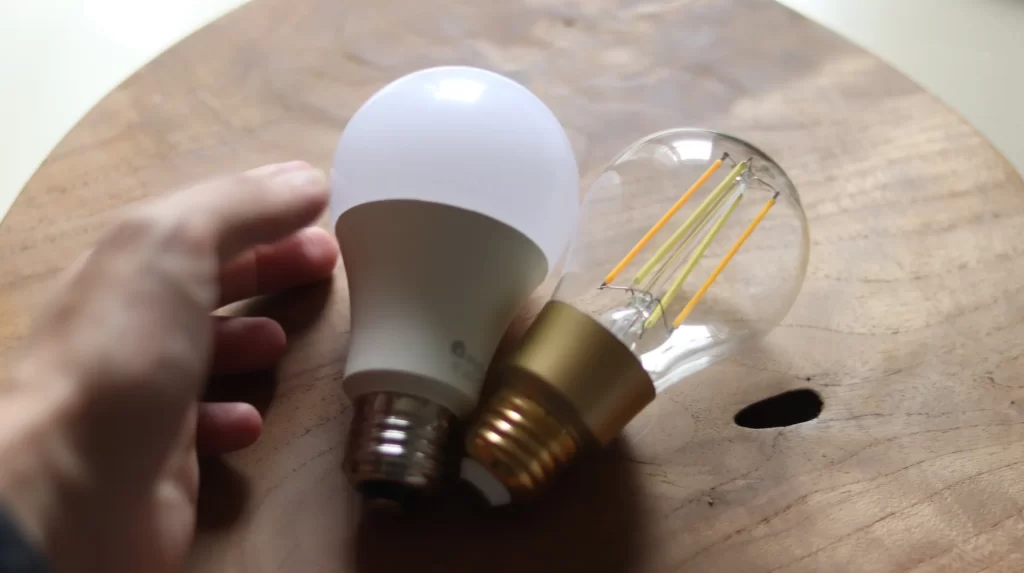 unicoの照明「Astre」の純正電球はコレ！オススメのLEDもご紹介。