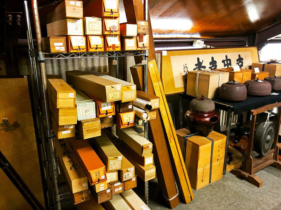 書画骨董 - アンティークほんとく福岡新宮店【 Antique Hontoku 】