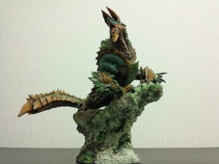 モンハン 雷狼竜 ジンオウガ フィギュアビルダー クリエイターズモデル