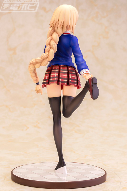 Fate/EXTELLA』ジャンヌ・ダルクがキュートなJKブレザー姿で1／7