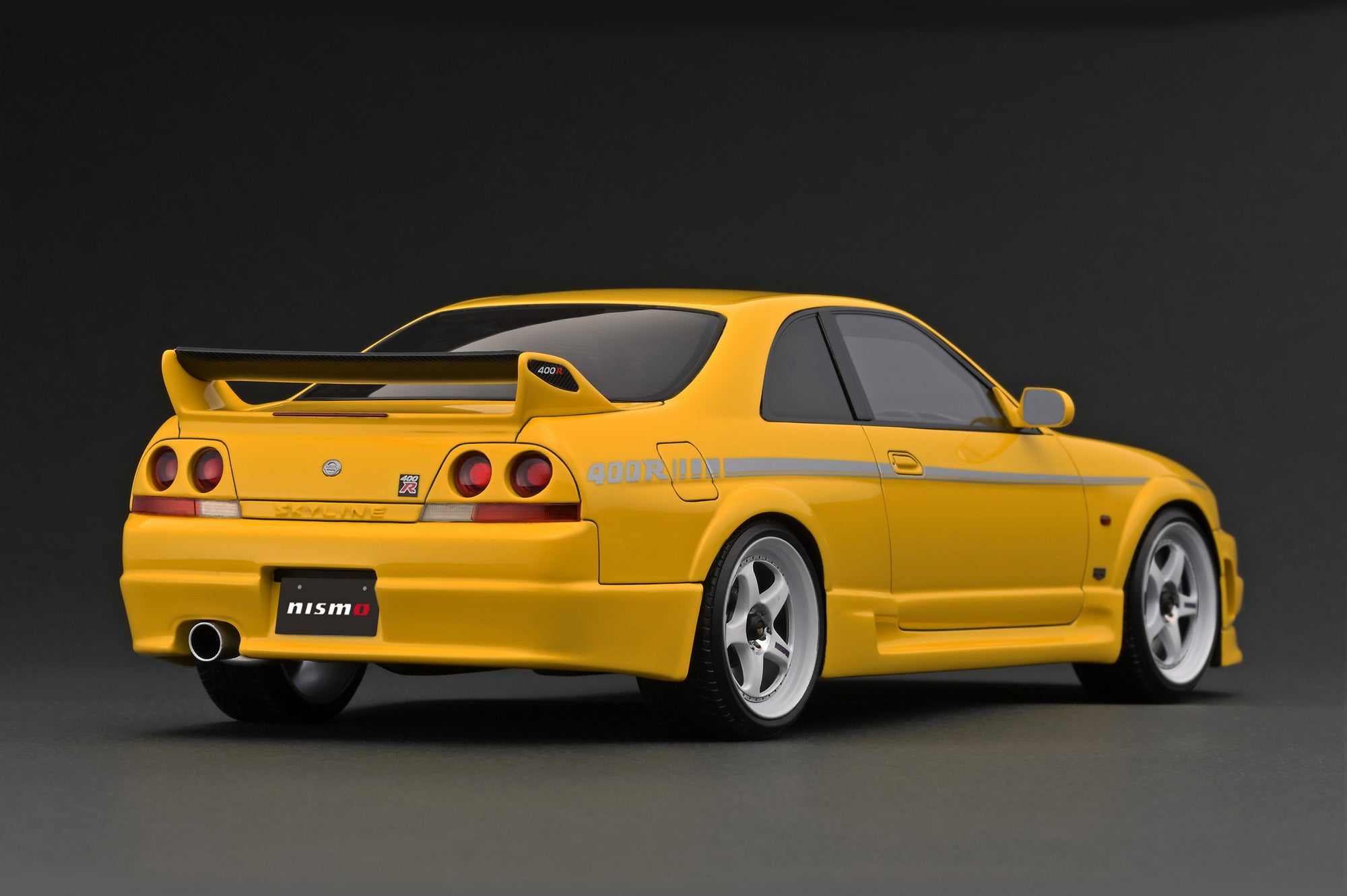 メイクアップ 【EML102E】 GT-R(BCNR33) 400R 1/18 Make Up Co., Ltd