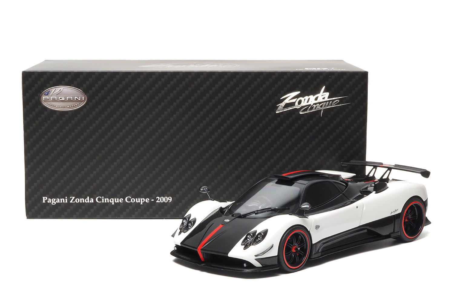 Almost Real 1:18 Pagani Zonda Cinque Coupe - 2009 - Bianco Benny