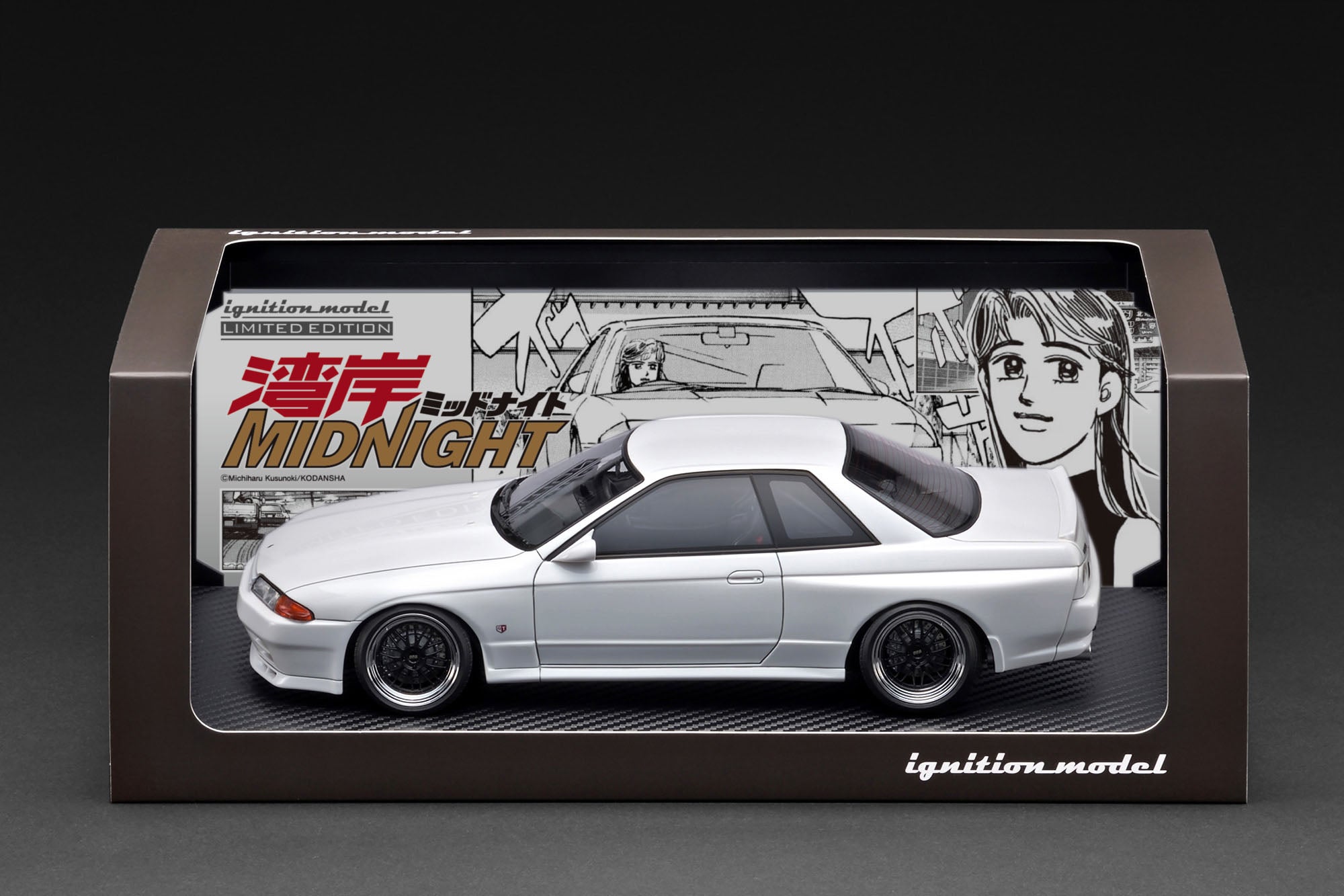 Ignition Model 1:18 NISSAN SKYLINE GT-R (R32) White MIDNIGHT