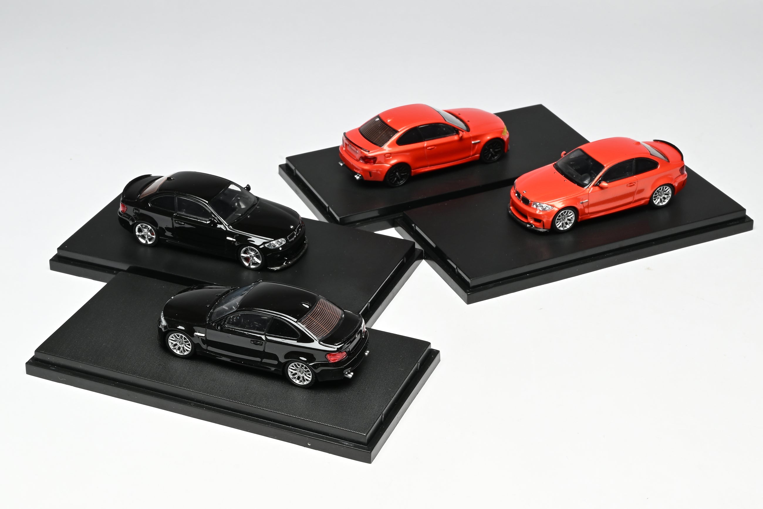 Preorder] 7CM Model 1:64 BMW 1M Coupe (E82) (4 Versions) – Horizon