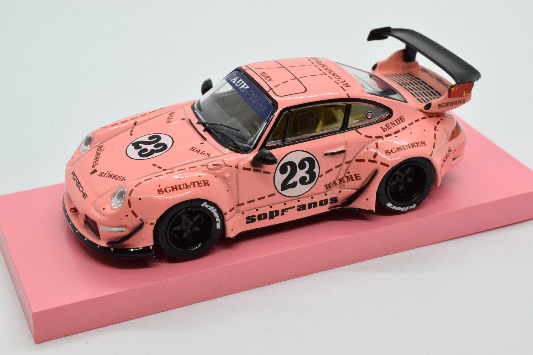 Tarmac Works 1:64 Porsche 993 RWB Sopranos #23 (Pink) with