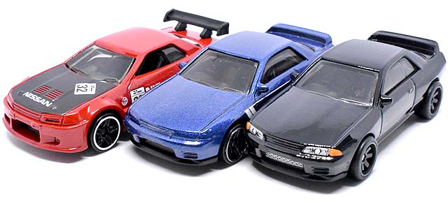 100%ホットウィール コレクターブックNo.5 スカイライン GT-R R32 100