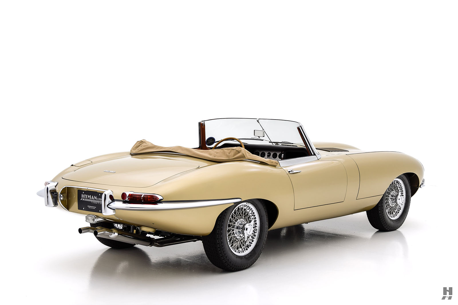 1962 Jaguar XKE Roadster |