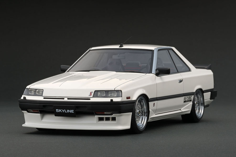 イグニッションモデル 1/18 SKYLINE 2000 RS-Turbo イグニッション