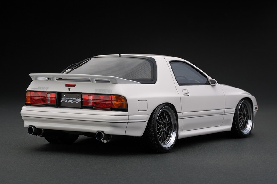 IG0216 1/18 Mazda Savanna RX-7 (FC3S) White | LINE UP | ignition