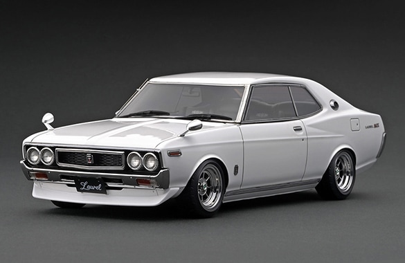 IG2403 1/18 Nissan Laurel 2000SGX (C130) White With Engine | LINE