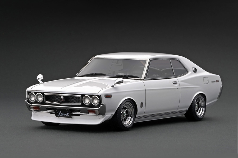 IG2403 1/18 Nissan Laurel 2000SGX (C130) White With Engine | LINE