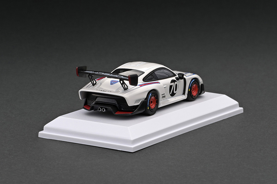 643061103 1/64 PORSCHE 935/19 (2020) MARTINI RACING | LINE UP