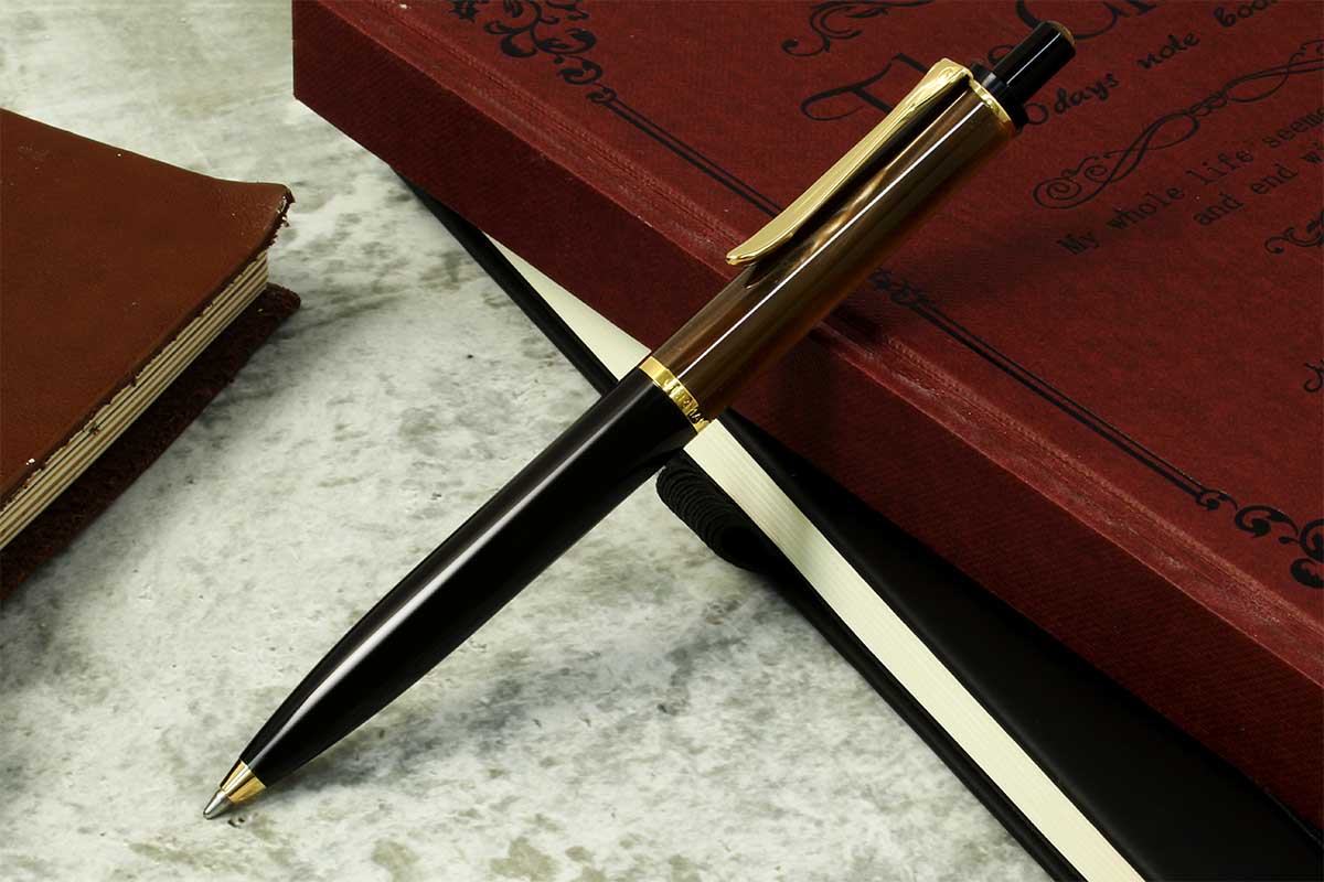 ペリカン（Pelikan） ボールペンクラシック K200 マーブルブラウン