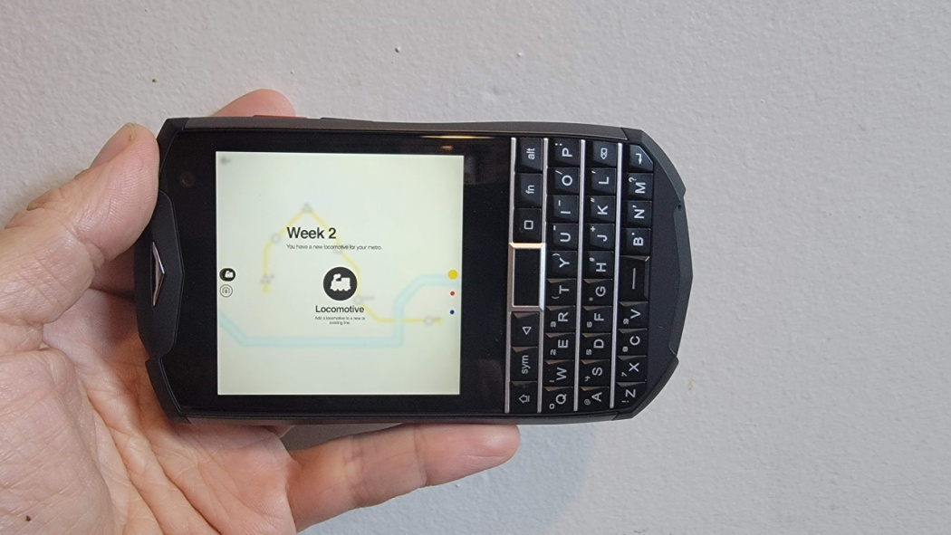 Unihertz Titan Pocket Review | PCMag