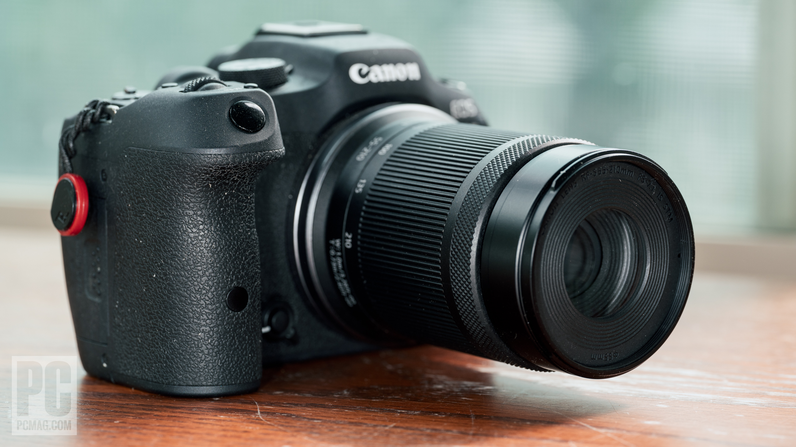 Canon RF-S 55-210mm F5-7.1 IS STM Review | PCMag