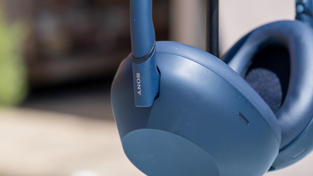 Sony WH-1000XM6 Review: Better Noise Cancellation Than Bose | PCMag