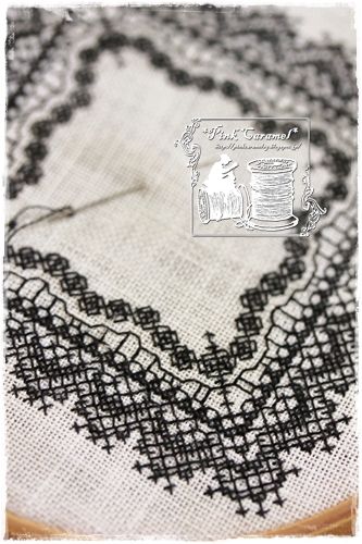 ノルマンディーレース バレンシエンヌと刺繍 の円形レース 28cm