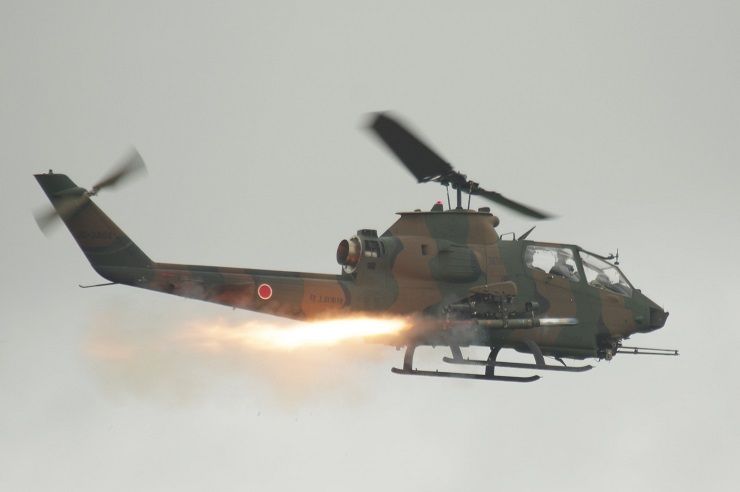 シーコブラヘリコプター エンジン付き レトロ イシプラ C-COBRA シー