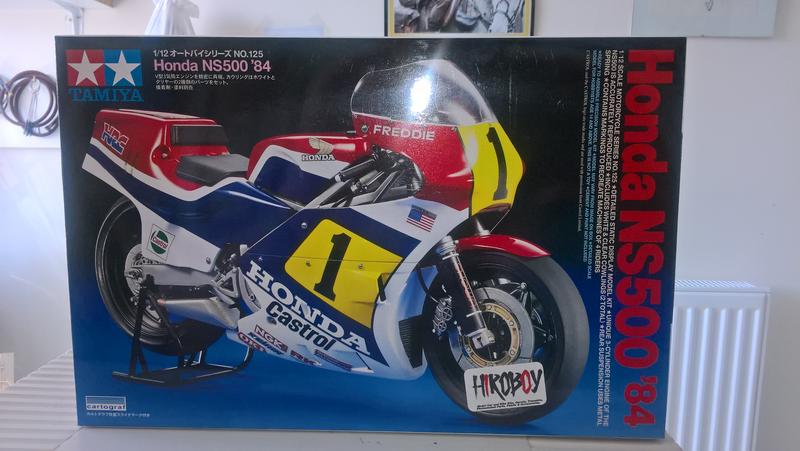 タミヤ.ホンダ NS500 GRAND PRIX RACER ヤマハYZR500 模型・プラモデル