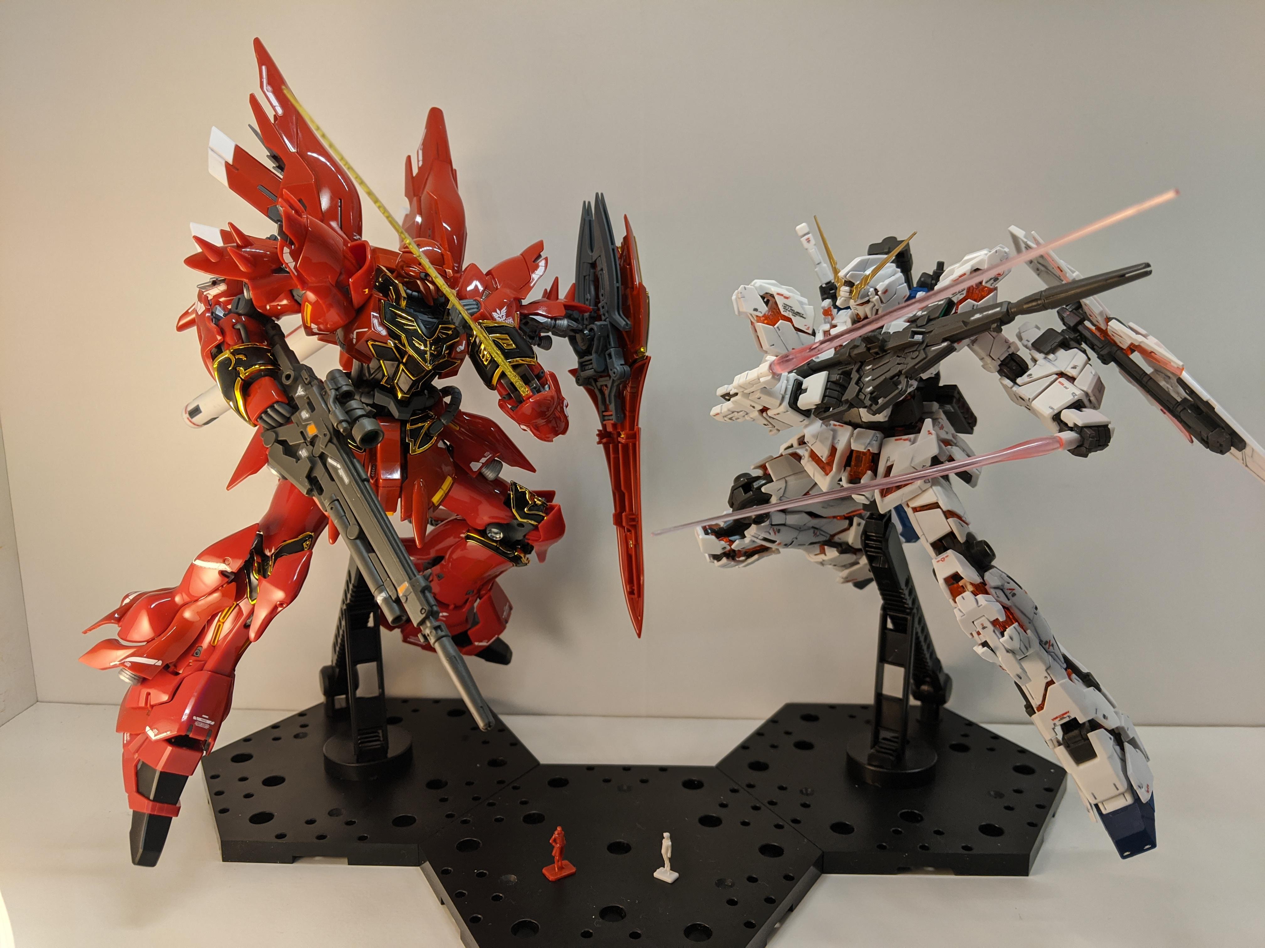 RG ユニコーンガンダム ＋ シナンジュ RG 1/144 MSN-06S シナンジュ