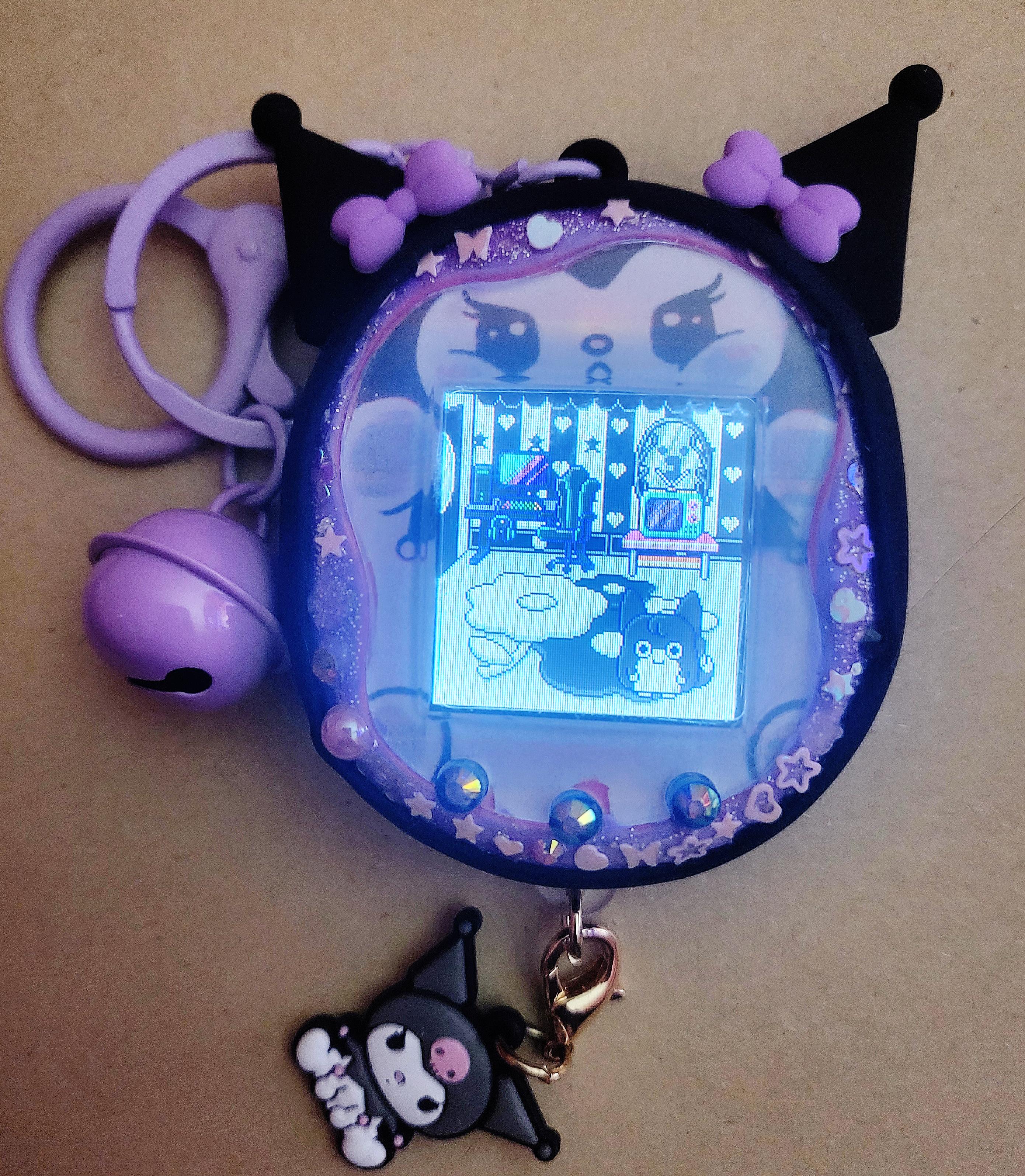 Tamagotchi Uni ブルー クロミ着せ替えカバー付 クロミのカスタム