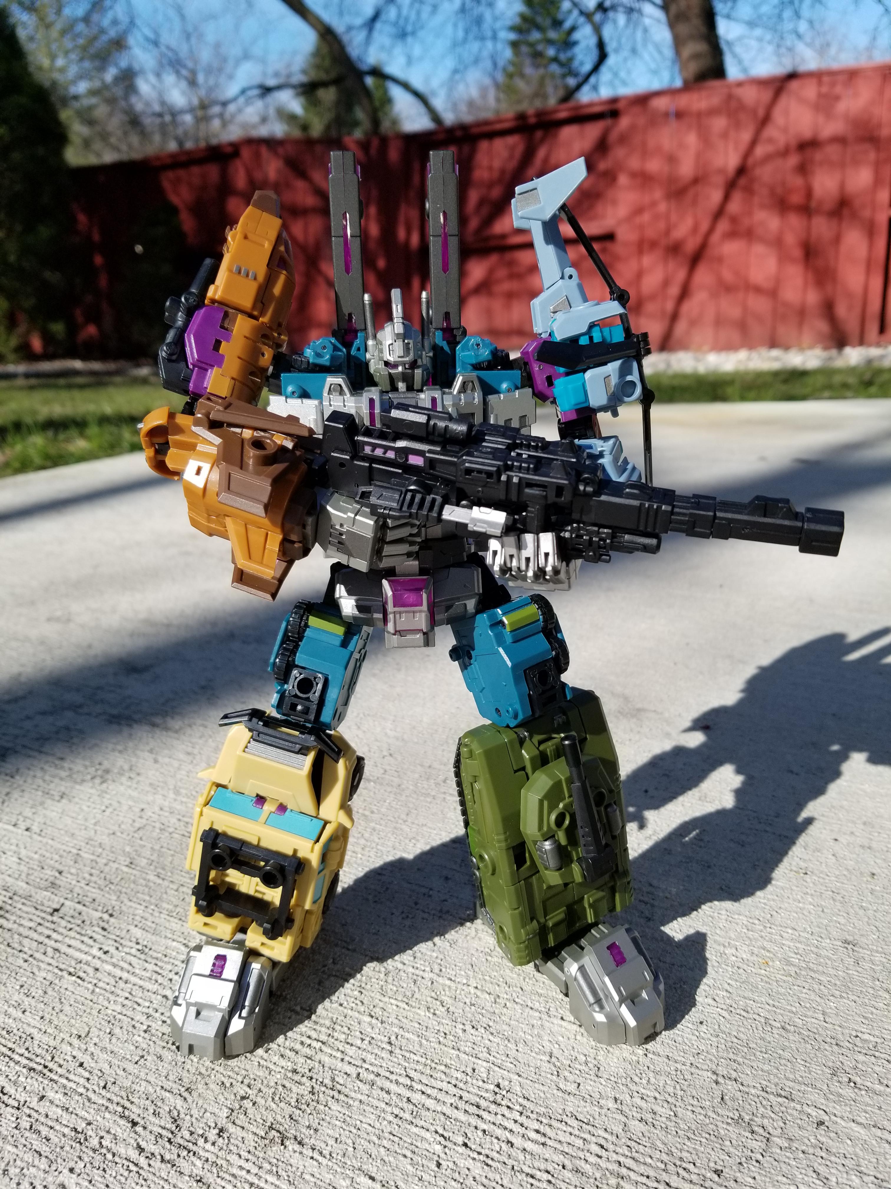 Iron Factory ウォー・ジャイアント (ブルーティカス) : r/transformers