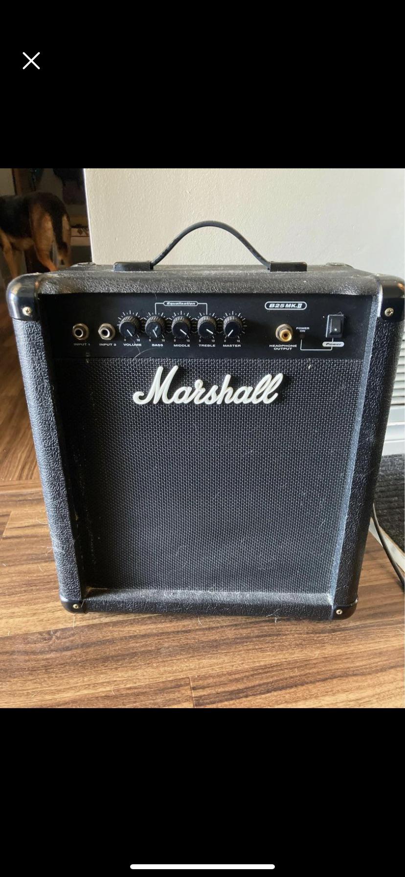 Marshall B25 MkIIみたいな小さいベースアンプって、静かなバンド環境