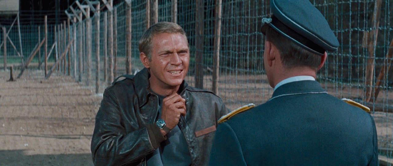 ヒルツ大尉は爆撃機パイロットだったのかな？ : r/MastersoftheAir