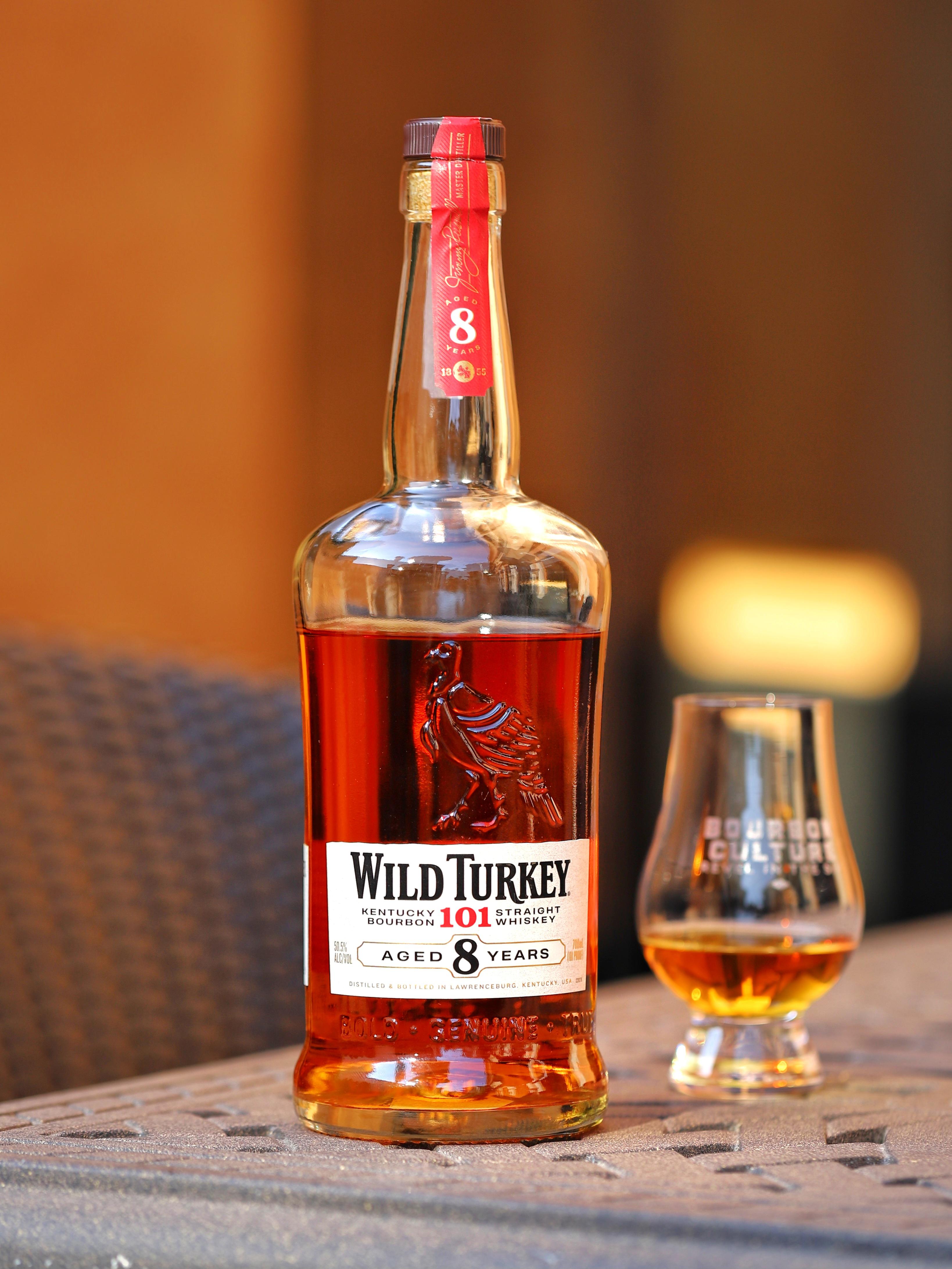 Review #672: Wild Turkey 101 8 Year (2022 Export) : r/bourbon