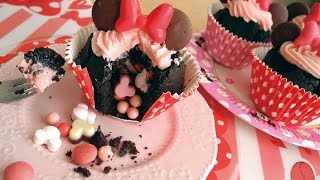 Minnie mouse gimmick muffin /ミニーのギミックカップケーキ - YouTube