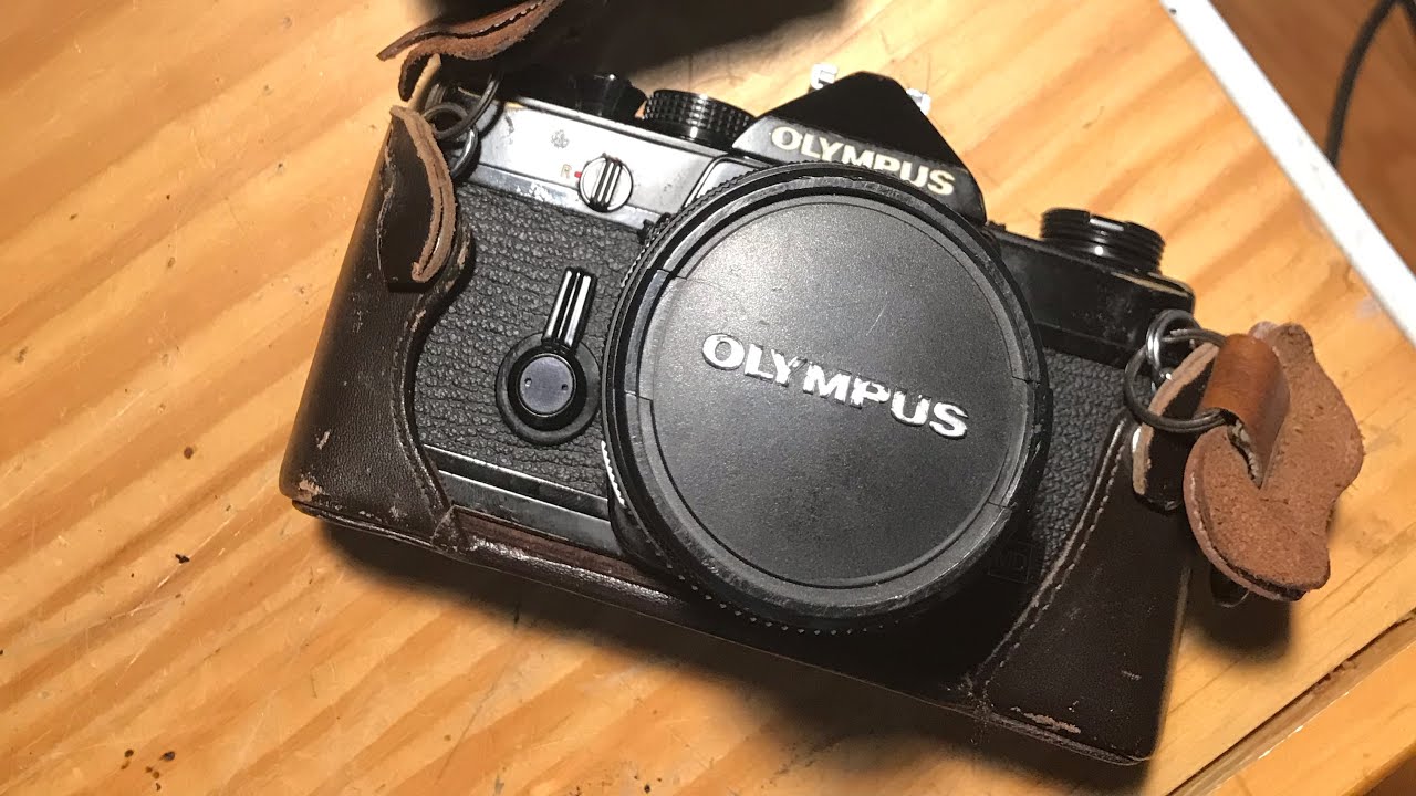 Black Olympus OM-1 & 50mm F1.8 Lens Operation - YouTube