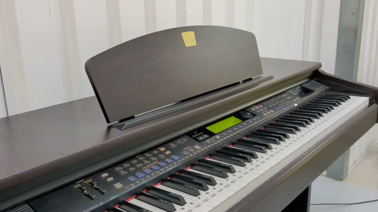 Yamaha Clavinova CVP-201 in dark rosewood stock number 22423 - YouTube