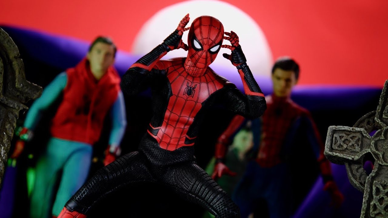Mezco One:12 Collective Far From Home Spider-Man (MDX Exclusive
