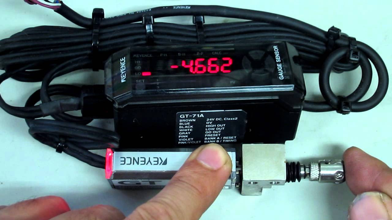 KEYENCE GT-71A/GT-H10 In general contact type digital sensor