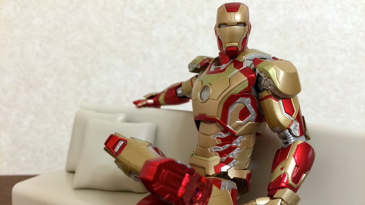 開封速報！S.H.Figuarts アイアンマン マーク42 ＆ 社長のソファ - YouTube