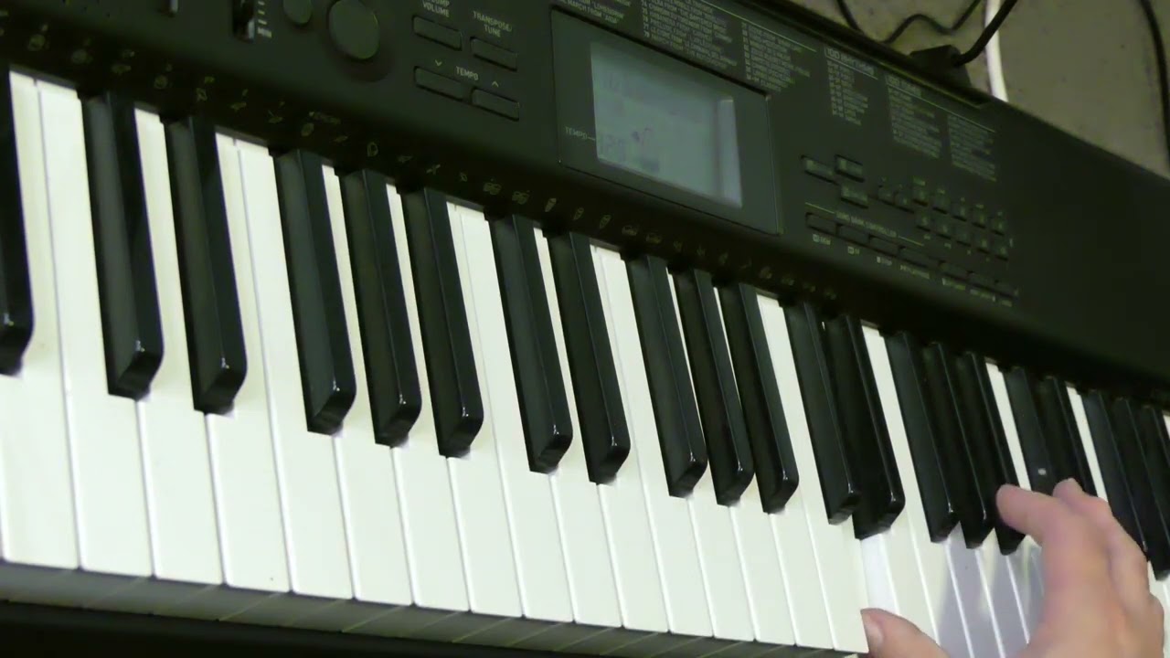 Casio CTK-1100 (61 Keys) - YouTube