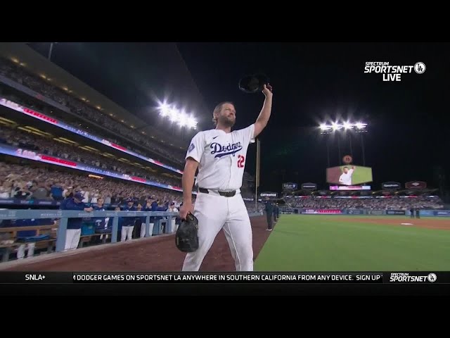 Clayton Kershaw 3000奪三振フィギュア+解説者ジョー・デイビス
