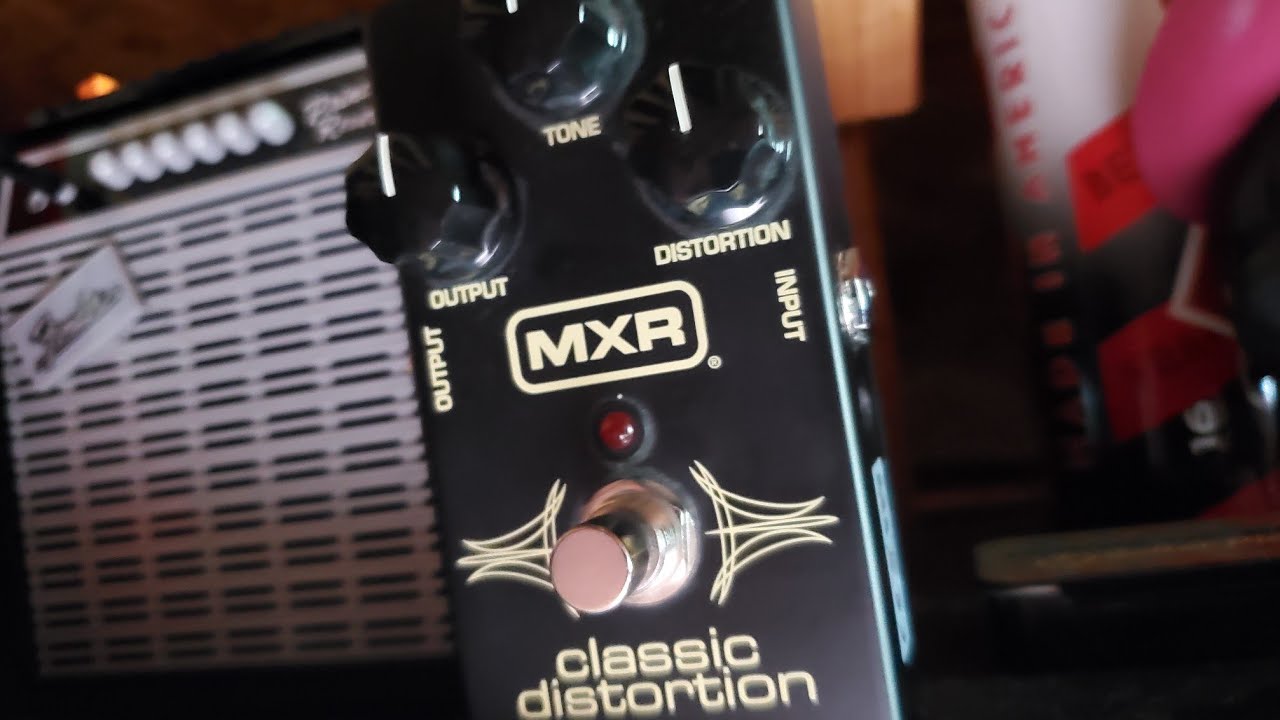 Review & Demo: MXR Classic Distortion!! A hidden sleeper? Or keep