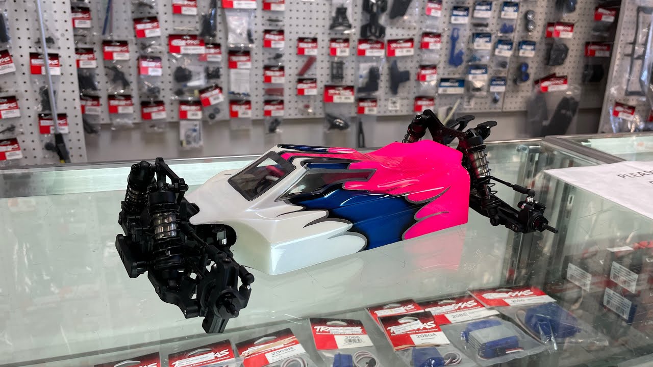 Xray RC XB4D 23 First Impressions / XB4D 23 VS XB4D 21 Comparison