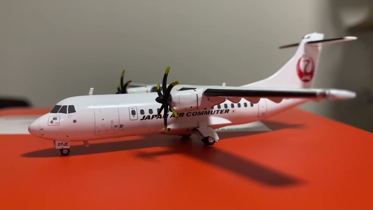 1/100 JAC ATR42-600 1号機 スナップインモデル JAL 1/100 JAC ATR42