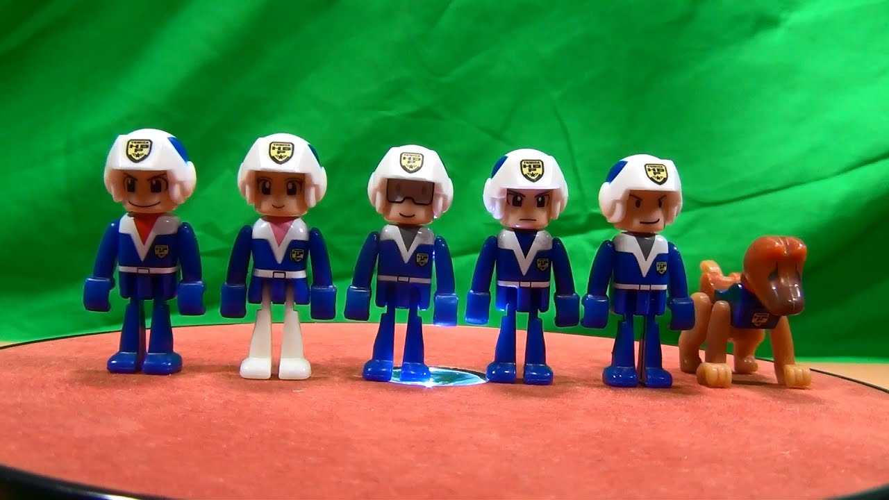 トミカ ハイパーブルーポリス HBP隊員&HBP武器セットA＆セットB - YouTube