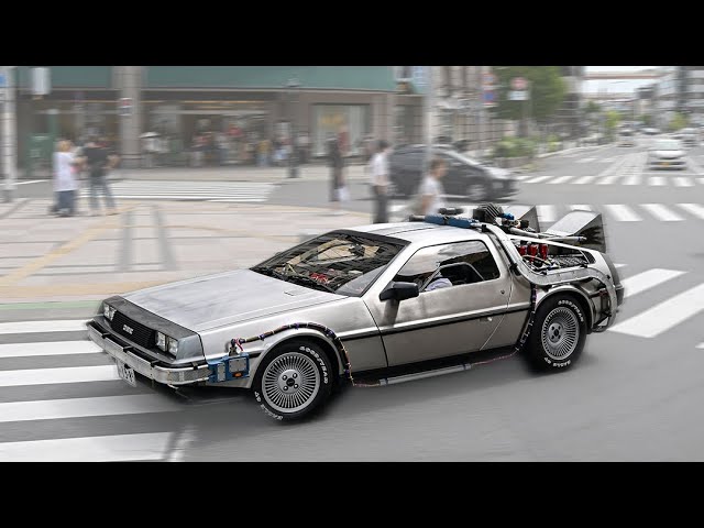 バックトゥーザフューチャー2 デロリアン ドク、ビフ、ロレイン