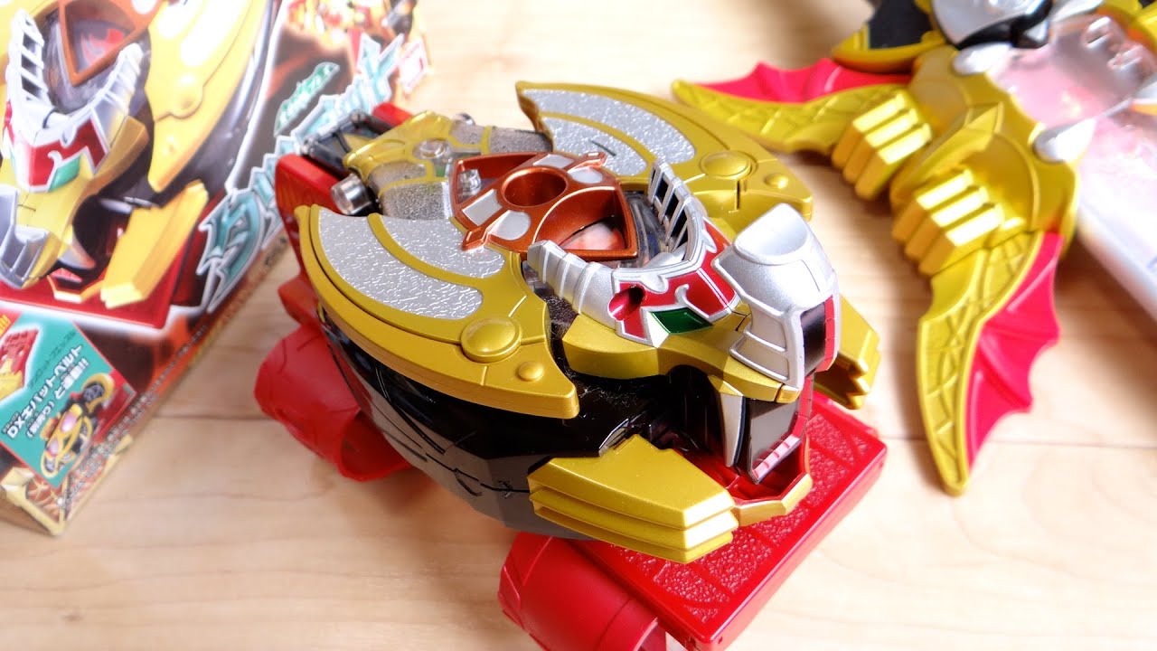 初回特典あり！仮面ライダーキバ、台座、エンペラーフォーム