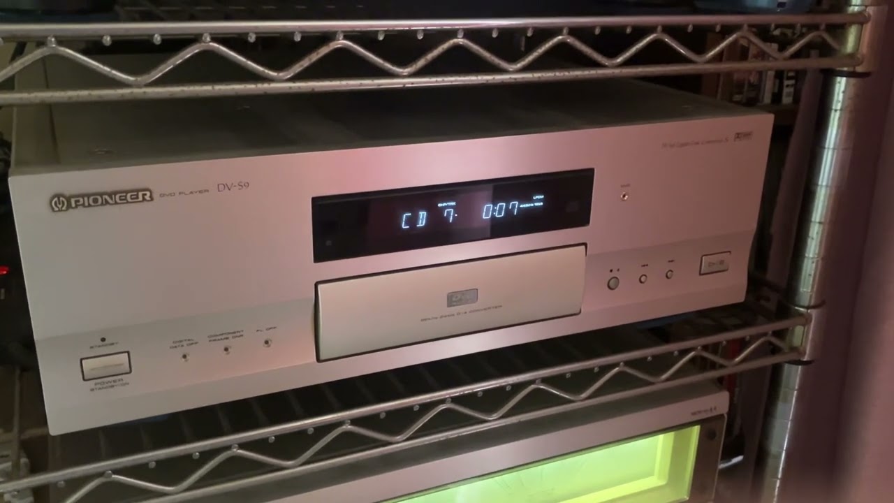 Pioneer DV-S9 - YouTube