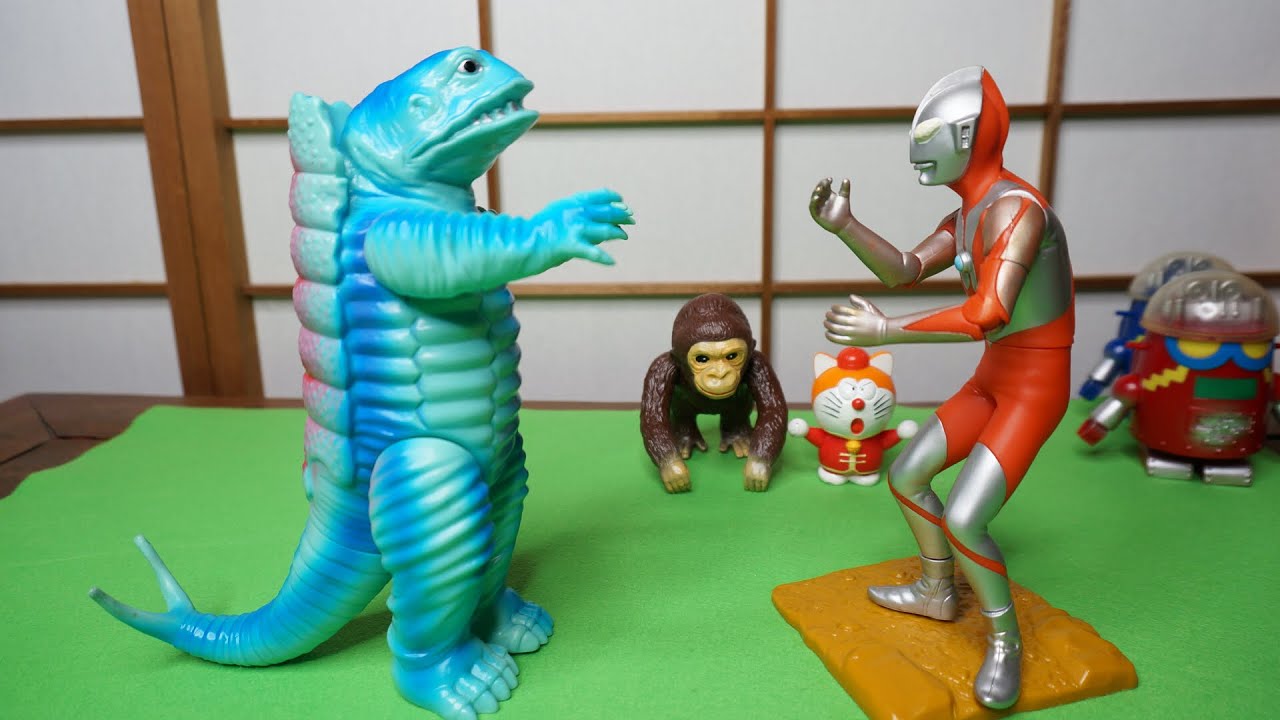 ケムラー「ウルトラマン」登場怪獣（ブルマァク復刻）ヘッダー付ソフビ