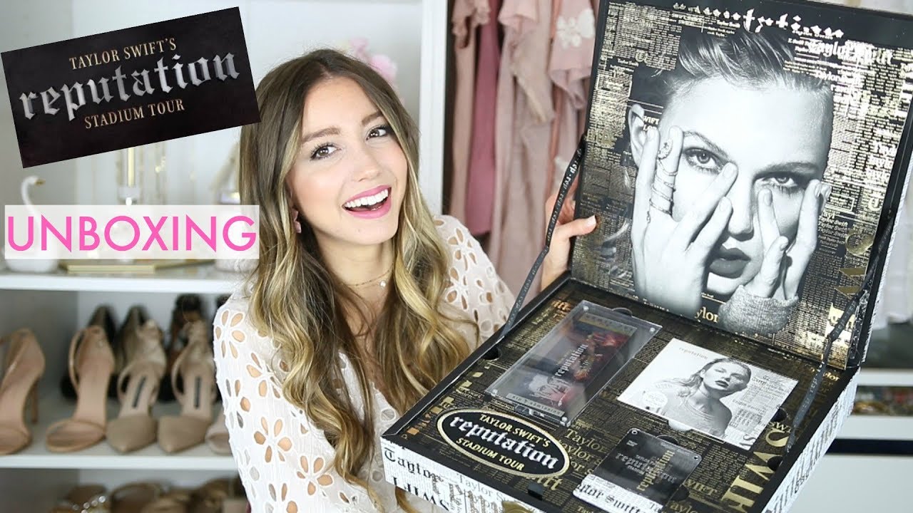 TAYLOR SWIFT REPUTATION STADIUM TOUR VIP PACKAGE UNBOXING!! - YouTube